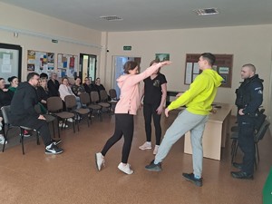 kurs samoobrony dla kobiet w GOPS Horodło