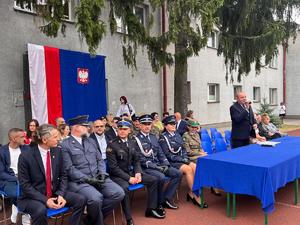 uroczyste rozpoczęcie roku szkolnego w klasach o profilu mundurowym