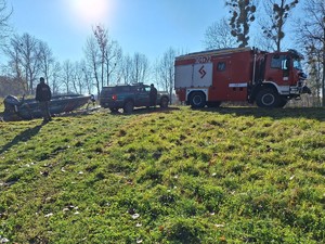 służby na poszukiwaniach zaginionego
