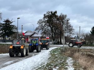 ciągniki rolnicze podczas protestu