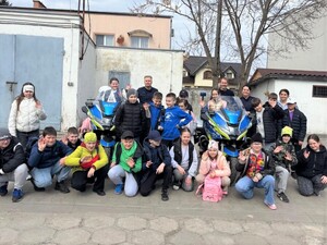 Wizyta dzieci z Teratyna w Komendzie Policji