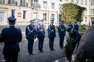 z okazji Świąt Wielkanocnych policjanci uczcili pamięć poległych policjantów