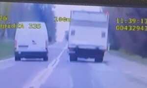 wyprzedzanie na skrzyżowaniu