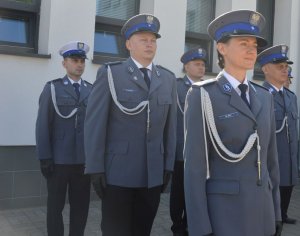 policjanci podczas uroczystości